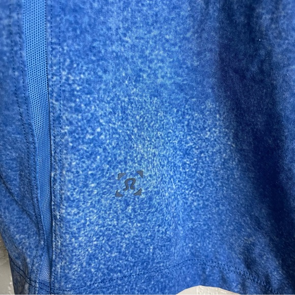 Mens lululemon shorts - Picture 4 of 6